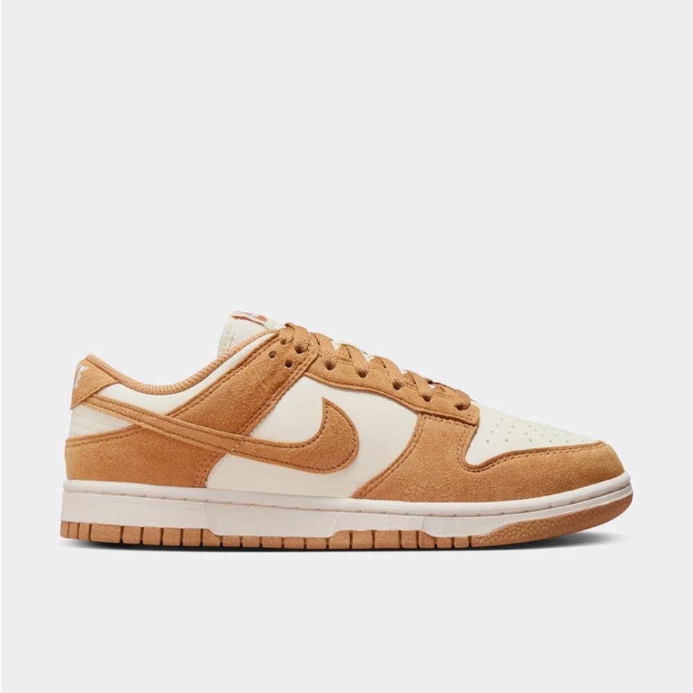 Nike Dunk Low Womens Lifestyle Shoes (Coconut Milk/Flax/Sail)